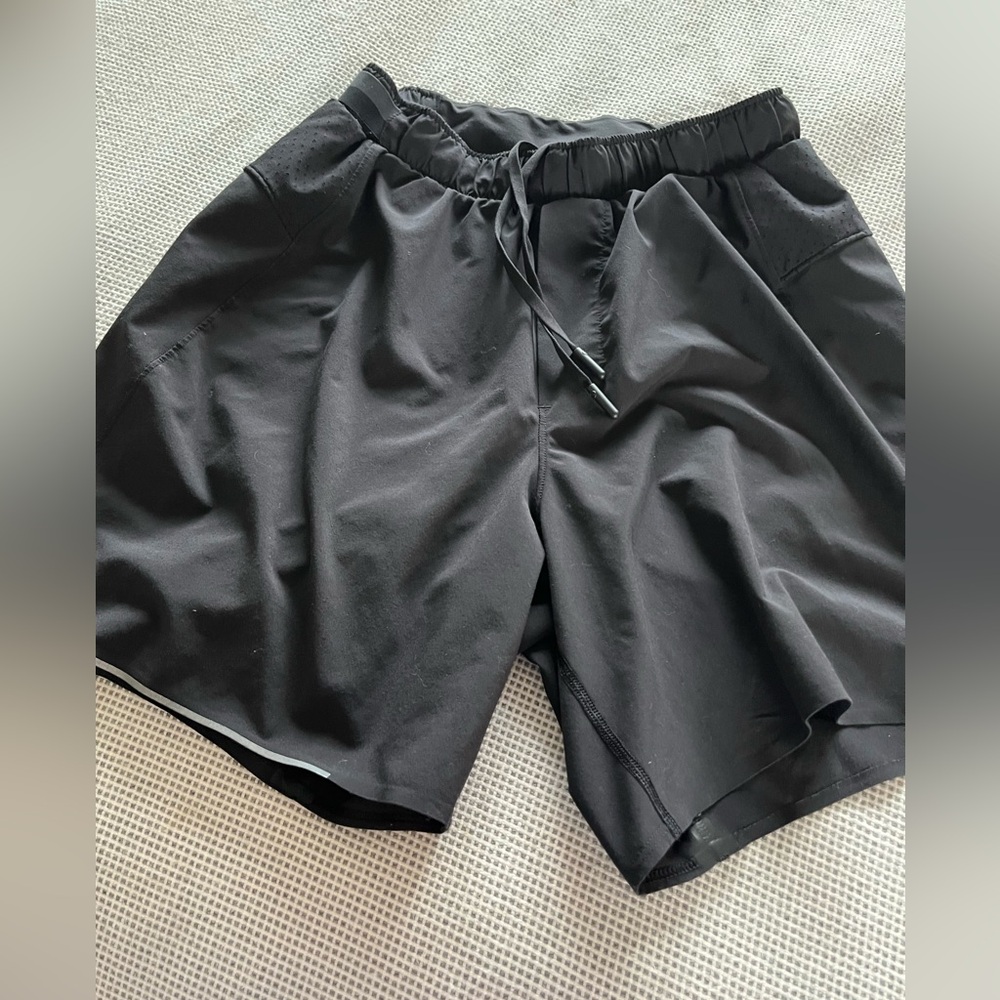 Lululemon men’s  shorts
